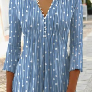 blouse with sleeve 3 4 with buttons at the neckline