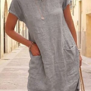 dress made of crushed material with pockets 3