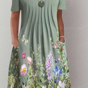 dress with a short sleeve and print