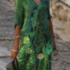 dress with a simple cut with a sleeve with print 3