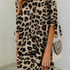 dress with a simple cut with borted sleeves