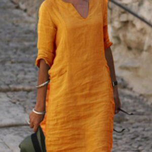 dress with a simple cut with sleeve to lokcia 3