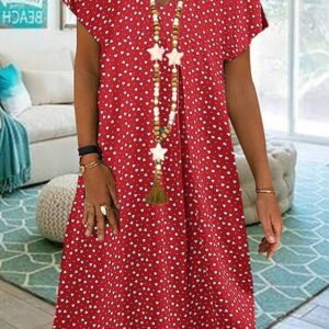 dress with a trapezi screen cut
