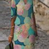 knee length dress with a short sleeve with print 2