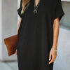 mini dress with a loose cut with a neckline in the shape of the letter v