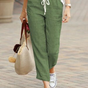 pants with a loose straight cut 4