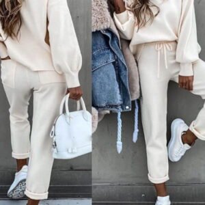 tracksuit with pants and a sweatshirt with wide sleeves